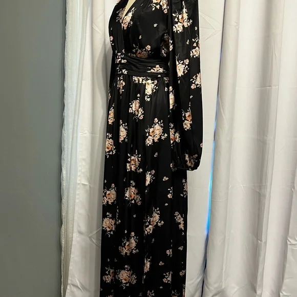Pinch Women’s Black Satin Smoked Maxi Slit Floral Long Sleeve V Neck Dress Med - Picture 11 of 15
